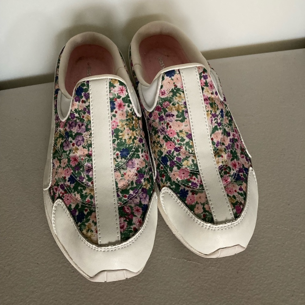 EASY SPIRIT slip on mule
